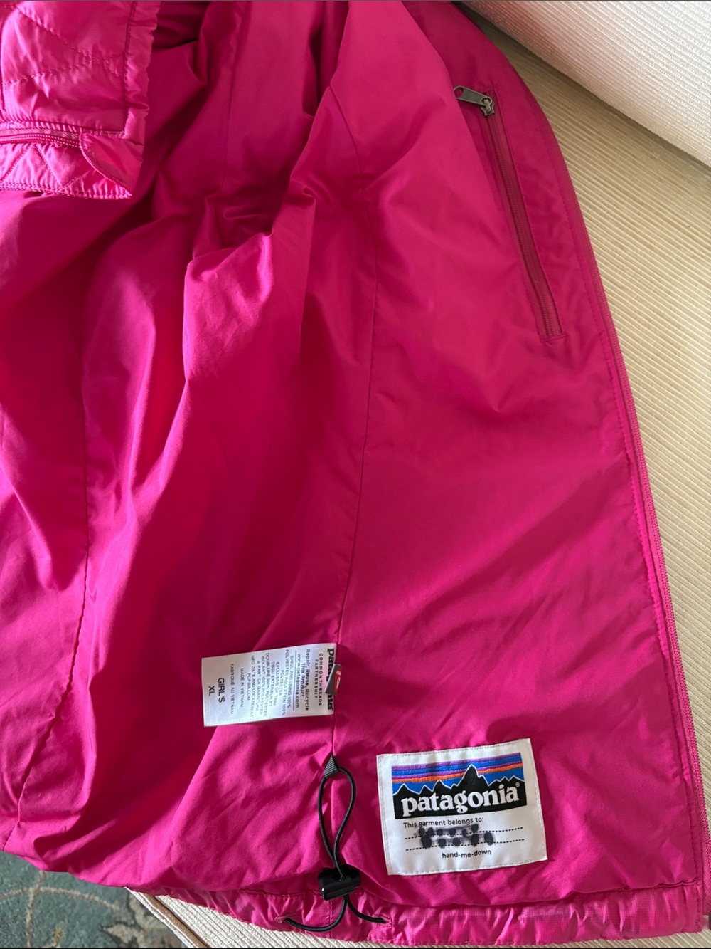 Patagonia pink coat, girls XL (14) - Picture 5 of 8